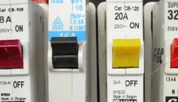 Reasons Why Circuit Breakers Trip and Fuses Blow