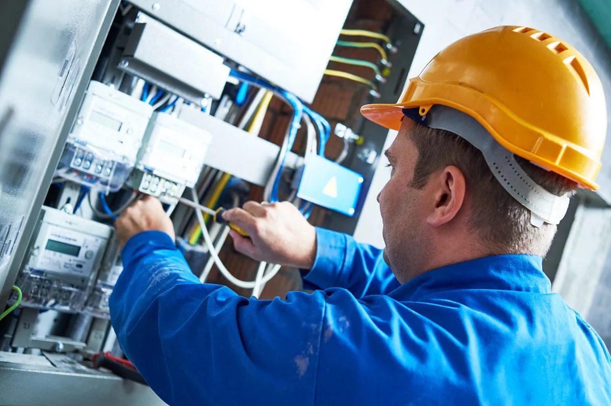 How to Properly Vet Electrical Contractors