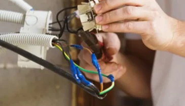 Portable Appliance Testing, Overheated Plug Socket