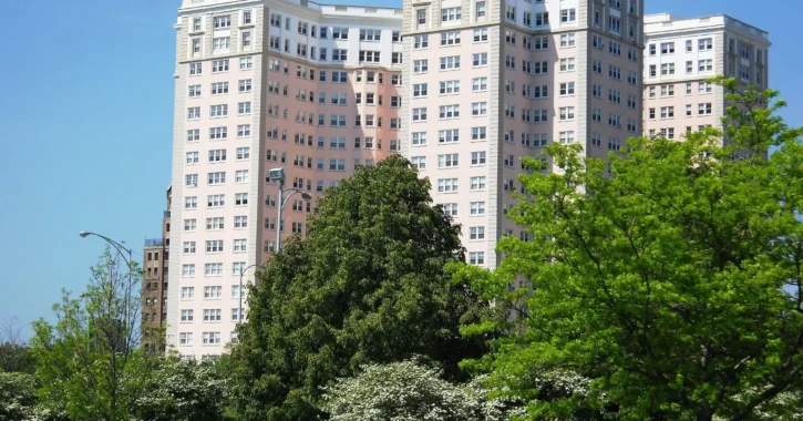 Edgewater 1 Residential & Commercial Electricians in Edgewater