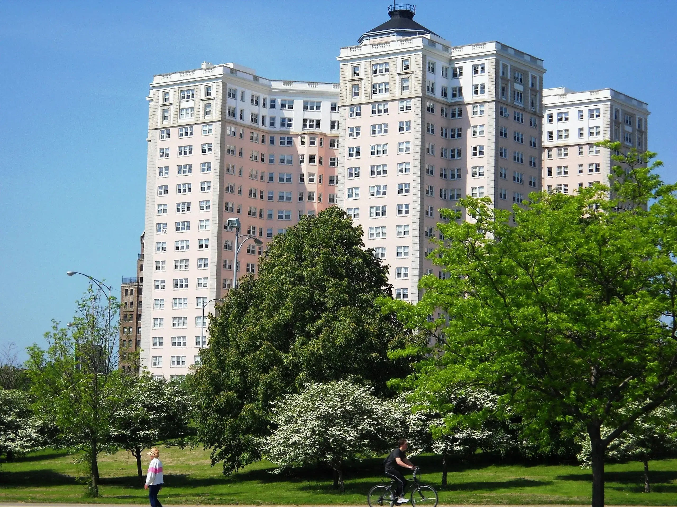 Residential & Commercial Electricians in Edgewater